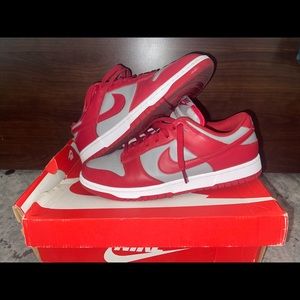 Red/Gray Nike retro Dunks Size 10 in Mens.